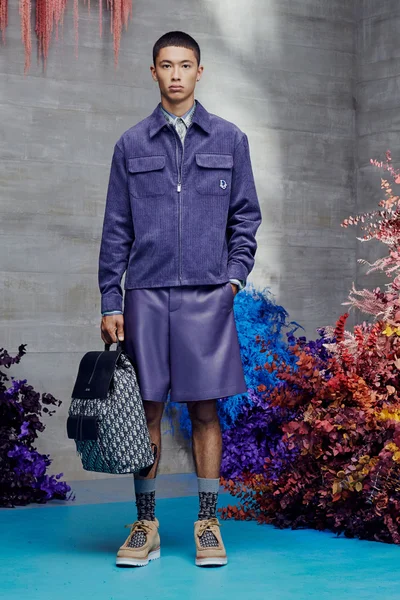 Look 11